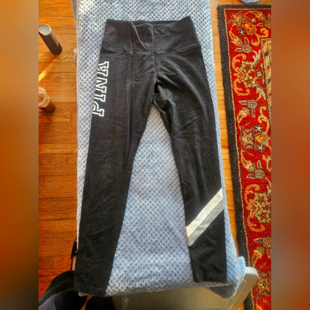 PINK Victoria's Secret Yoga Atheleisure Pants - Medium
